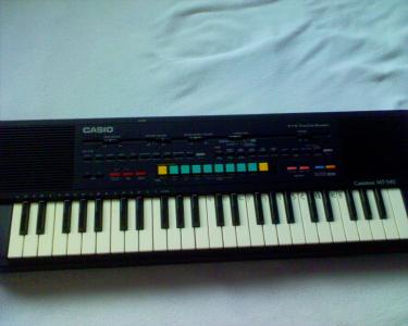 <img0*300:stuff/z/359/Harmless%2520instruments/keyboard.jpg>